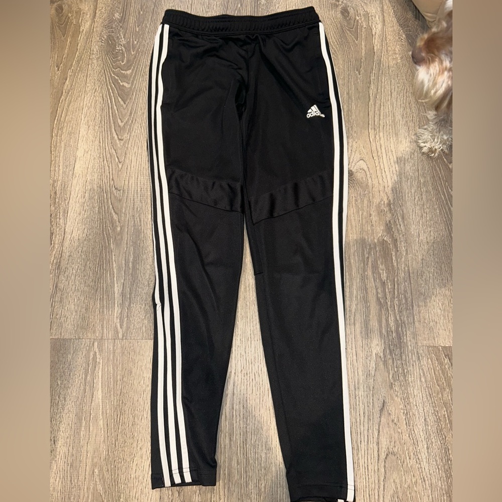 Adidas, size small, black and white athletic pants! Perfect condition! 🖤